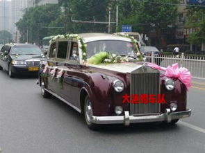 焦作大通婚車(chē)伴您幸福一生——專(zhuān)業(yè)汽車(chē)租賃服務(wù)，為您的婚禮增色添彩